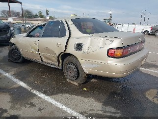 1994 Toyota Camry, VIN JT2SK12E9R0270321. Фото 3 з 6 з аукціону IAAI. Каталог авто зі США OpenDataCar.