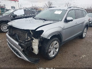 2021 Volkswagen Atlas, VIN 1V2WR2CA0MC586766. Фото 2 з 6 з аукціону IAAI. Каталог авто зі США OpenDataCar.