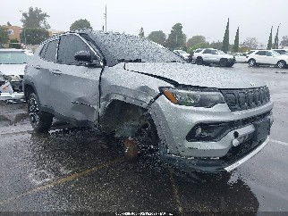 2022 Jeep Compass, VIN 3C4NJDCB6NT187021. Фото 1 з 6 з аукціону IAAI. Каталог авто зі США OpenDataCar.
