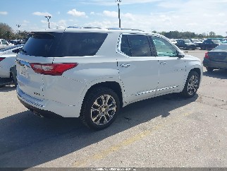 2018 Chevrolet Traverse, VIN 1GNEVJKW1JJ134548. Фото 4 из 6 с аукциона IAAI. Каталог авто из США OpenDataCar.