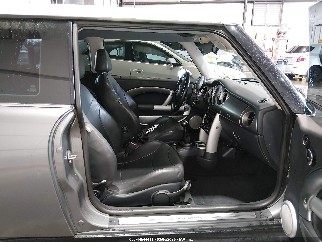 2003 Mini Cooper, VIN WMWRE33413TD65847. Фото 5 из 6 с аукциона IAAI. Каталог авто из США OpenDataCar.