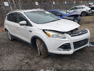 2015 Ford Escape, VIN 1FMCU9J94FUC39096. Фото 1 из 6 с аукциона IAAI. Каталог авто из США OpenDataCar.