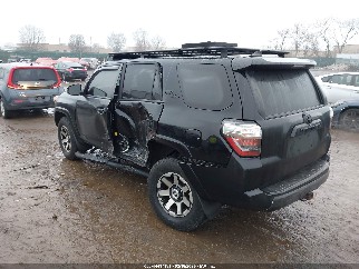 2018 Toyota 4Runner, VIN JTEBU5JR2J5570220. Фото 3 з 6 з аукціону IAAI. Каталог авто зі США OpenDataCar.