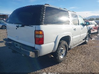 2003 Chevrolet Suburban 2500, VIN 3GNGK26G53G208200. Фото 4 из 6 с аукциона IAAI. Каталог авто из США OpenDataCar.