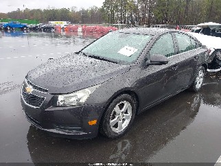2014 Chevrolet Cruze, VIN 1G1PC5SB7E7102744. Фото 2 з 6 з аукціону IAAI. Каталог авто зі США OpenDataCar.