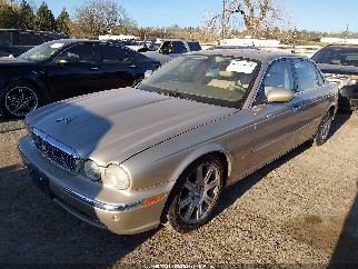 2005 Jaguar XJ-Series, VIN SAJWA79C65SG40114. Фото 2 з 6 з аукціону IAAI. Каталог авто зі США OpenDataCar.