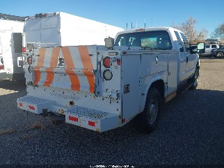 2015 Ford F-250, VIN 1FD7X2B6XFEA36275. Фото 4 з 6 з аукціону IAAI. Каталог авто зі США OpenDataCar.