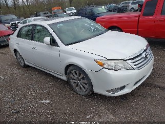 2011 Toyota Avalon, VIN 4T1BK3DBXBU375420. Фото 1 з 6 з аукціону IAAI. Каталог авто зі США OpenDataCar.