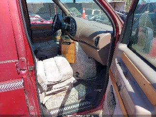 1997 Ford E-150, VIN 1FDEE1453VHA41562. Фото 5 из 6 с аукциона IAAI. Каталог авто из США OpenDataCar.