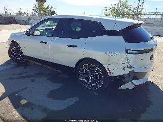 2023 Bmw iX, VIN WB523CF06PCL56269. Фото 3 из 6 с аукциона IAAI. Каталог авто из США OpenDataCar.