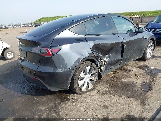 2024 Tesla Model Y, VIN 7SAYGDEE7RF051880. Фото 4 з 6 з аукціону IAAI. Каталог авто зі США OpenDataCar.
