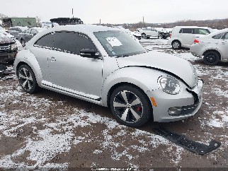 2013 Volkswagen Beetle, VIN 3VWVA7AT3DM620653. Фото 1 з 6 з аукціону IAAI. Каталог авто зі США OpenDataCar.