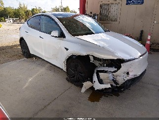 2026 Tesla Model Y, VIN 7SAYGDEE3TA401686. Zdjęcie 1 z 6 z aukcji IAAI. Katalog aut z USA OpenDataCar.