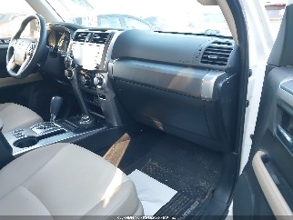 2020 Toyota 4Runner, VIN JTEBU5JR7L5819808. Фото 5 з 6 з аукціону IAAI. Каталог авто зі США OpenDataCar.