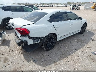 2017 Volkswagen Passat, VIN 1VWBT7A37HC022294. Фото 4 з 6 з аукціону IAAI. Каталог авто зі США OpenDataCar.