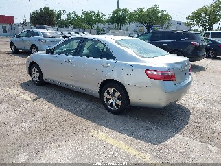 2007 Toyota Camry, VIN 4T1BE46K67U589404. Zdjęcie 3 z 6 z aukcji IAAI. Katalog aut z USA OpenDataCar.