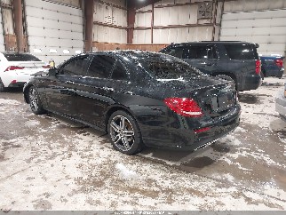 2018 Mercedes-benz E-Class, VIN WDDZF4KB0JA422198. Фото 3 из 6 с аукциона IAAI. Каталог авто из США OpenDataCar.