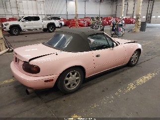 1990 Mazda MX-5 Miata, VIN JM1NA3513L0110177. Фото 4 з 6 з аукціону IAAI. Каталог авто зі США OpenDataCar.