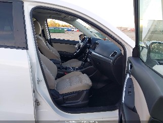 2016 Mazda CX-5, VIN JM3KE2CY0G0864913. Фото 5 з 6 з аукціону IAAI. Каталог авто зі США OpenDataCar.