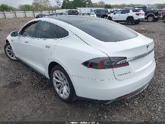 2013 Tesla Model S, VIN 5YJSA1AC1DFP10200. Фото 3 з 6 з аукціону IAAI. Каталог авто зі США OpenDataCar.