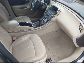 2011 Buick LaCrosse, VIN 1G4GD5ED0BF176991. Фото 5 з 6 з аукціону IAAI. Каталог авто зі США OpenDataCar.