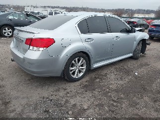 2013 Subaru Legacy, VIN 4S3BMBK64D3019777. Zdjęcie 4 z 6 z aukcji IAAI. Katalog aut z USA OpenDataCar.