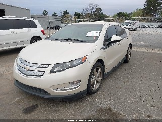 2013 Chevrolet Volt, VIN 1G1RD6E49DU146785. Photo 2 of 6 from IAAI auction. OpenDataCar US salvage catalog.