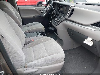 2020 Toyota Sienna, VIN 5TDKZ3DC2LS040974. Фото 5 з 6 з аукціону IAAI. Каталог авто зі США OpenDataCar.