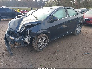 2015 Chevrolet Sonic, VIN 1G1JC5SH9F4170895. Zdjęcie 2 z 6 z aukcji IAAI. Katalog aut z USA OpenDataCar.