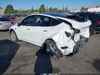 2022 Tesla Model Y, VIN 7SAYGDEE2NF450206. Фото 3 з 6 з аукціону IAAI. Каталог авто зі США OpenDataCar.