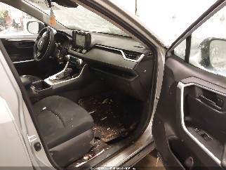 2022 Toyota RAV4, VIN 2T3H1RFV9NC197522. Фото 5 з 6 з аукціону IAAI. Каталог авто зі США OpenDataCar.