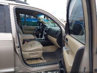 2008 Toyota Sequoia, VIN 5TDZY68A78S000425. Фото 5 з 6 з аукціону IAAI. Каталог авто зі США OpenDataCar.