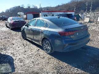 2023 Kia Forte, VIN 3KPF54ADXPE562218. Фото 3 з 6 з аукціону IAAI. Каталог авто зі США OpenDataCar.