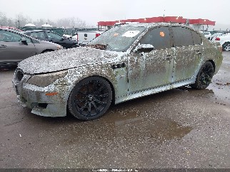 2008 Bmw M5, VIN WBSNB93558CX09845. Фото 2 из 6 с аукциона IAAI. Каталог авто из США OpenDataCar.