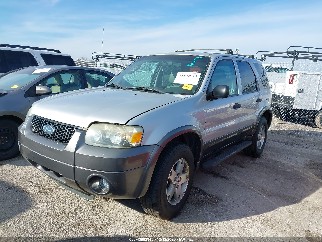 2005 Ford Escape, VIN 1FMYU03115KA84669. Фото 2 з 6 з аукціону IAAI. Каталог авто зі США OpenDataCar.