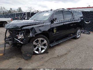 2015 Chevrolet Suburban 1500, VIN 1GNSKKKC1FR135697. Zdjęcie 2 z 6 z aukcji IAAI. Katalog aut z USA OpenDataCar.