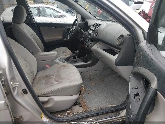 2011 Toyota RAV4, VIN 2T3BF4DV9BW157481. Фото 5 з 6 з аукціону IAAI. Каталог авто зі США OpenDataCar.