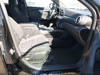 2022 Chevrolet Blazer, VIN 3GNKBCR44NS124435. Фото 5 из 6 с аукциона IAAI. Каталог авто из США OpenDataCar.