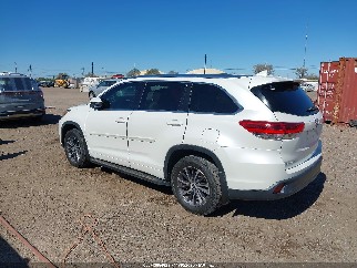 2018 Toyota Highlander, VIN 5TDKZRFH1JS527401. Фото 3 з 6 з аукціону IAAI. Каталог авто зі США OpenDataCar.