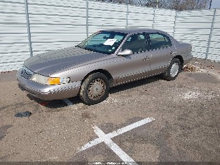 1995 Lincoln Continental, VIN 1LNLM97V8SY681113. Фото 2 з 6 з аукціону IAAI. Каталог авто зі США OpenDataCar.