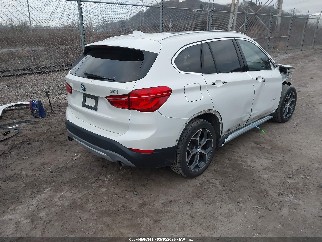 2017 Bmw X1, VIN WBXHT3C31H5F81871. Фото 4 из 6 с аукциона IAAI. Каталог авто из США OpenDataCar.
