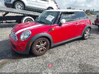 2013 Mini Hardtop, VIN WMWSU3C54DT548817. Фото 2 з 6 з аукціону IAAI. Каталог авто зі США OpenDataCar.