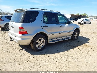 2005 Mercedes-benz ML-Class, VIN 4JGAB75E45A534904. Zdjęcie 4 z 6 z aukcji IAAI. Katalog aut z USA OpenDataCar.