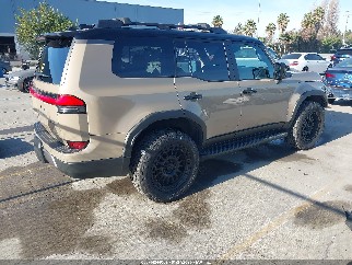 2024 Lexus GX 550, VIN JTJTBCDX8R5006061. Фото 4 из 6 с аукциона IAAI. Каталог авто из США OpenDataCar.