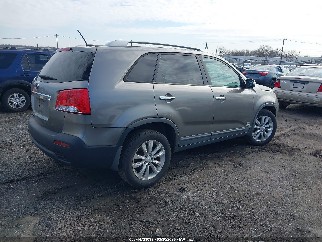 2011 Kia Sorento, VIN 5XYKTDA2XBG047900. Фото 4 з 6 з аукціону IAAI. Каталог авто зі США OpenDataCar.