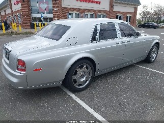 2005 Rolls-royce Phantom, VIN SCA1S68455UX07868. Zdjęcie 4 z 6 z aukcji IAAI. Katalog aut z USA OpenDataCar.