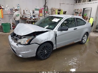 2010 Ford Focus, VIN 1FAHP3DN8AW168835. Фото 2 з 6 з аукціону IAAI. Каталог авто зі США OpenDataCar.