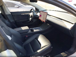 2021 Tesla Model 3, VIN 5YJ3E1EA4MF989031. Zdjęcie 5 z 6 z aukcji IAAI. Katalog aut z USA OpenDataCar.