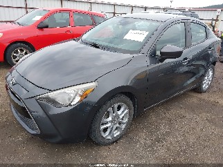 2017 Toyota Yaris, VIN 3MYDLBYV5HY178932. Фото 2 з 6 з аукціону IAAI. Каталог авто зі США OpenDataCar.