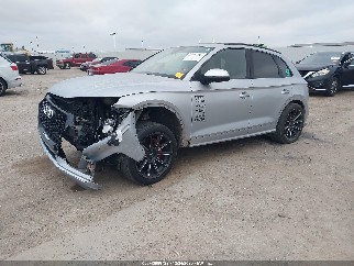 2018 Audi SQ5, VIN WA1C4AFYXJ2054233. Фото 2 из 6 с аукциона IAAI. Каталог авто из США OpenDataCar.